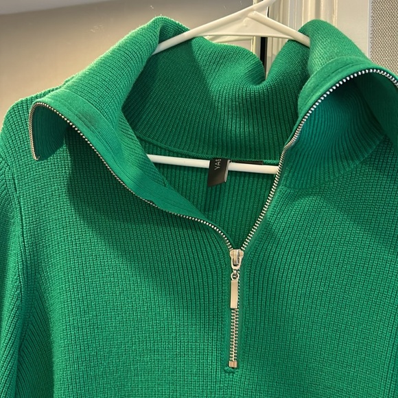 Green Zip Front Sweater Dress - Picture 3 of 3